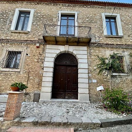 Bed and Breakfast Palazzo Sabini Pertosa Esterno foto