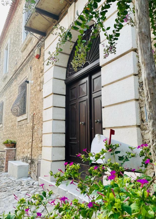 Bed and Breakfast Palazzo Sabini Pertosa Esterno foto
